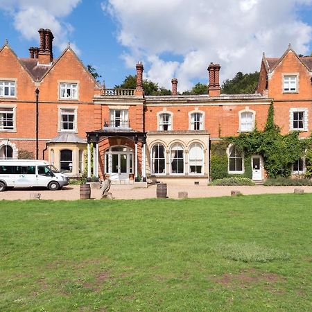 Fsc Juniper Hall Hostel Mickleham Екстериор снимка