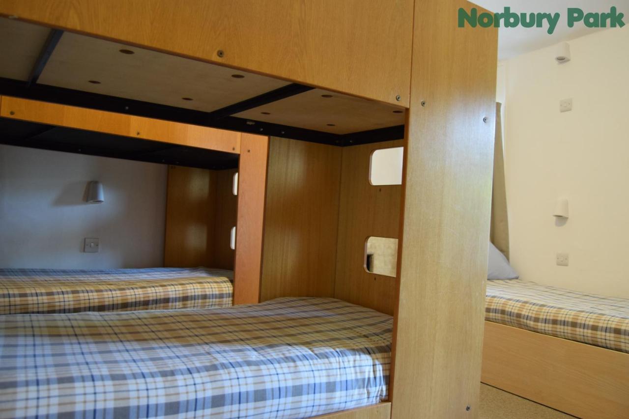 Fsc Juniper Hall Hostel Mickleham Екстериор снимка